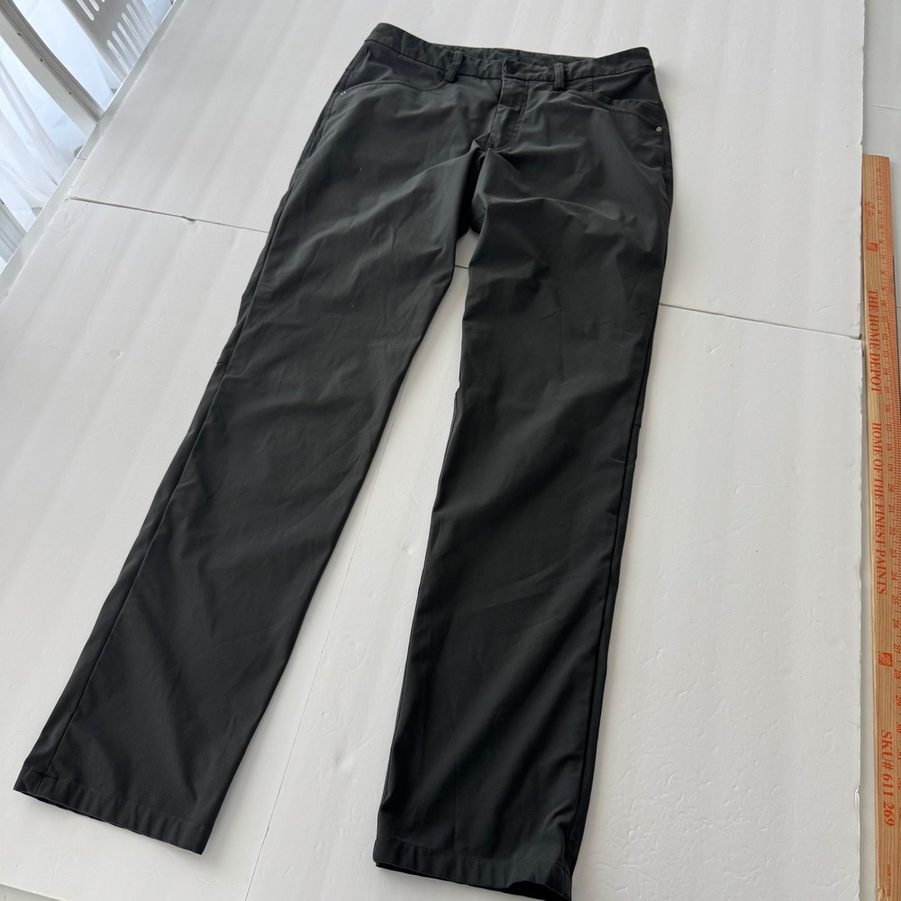 Lululemon ABC Pants Mens 34 Gray Straight Leg Technical Trousers 34x32